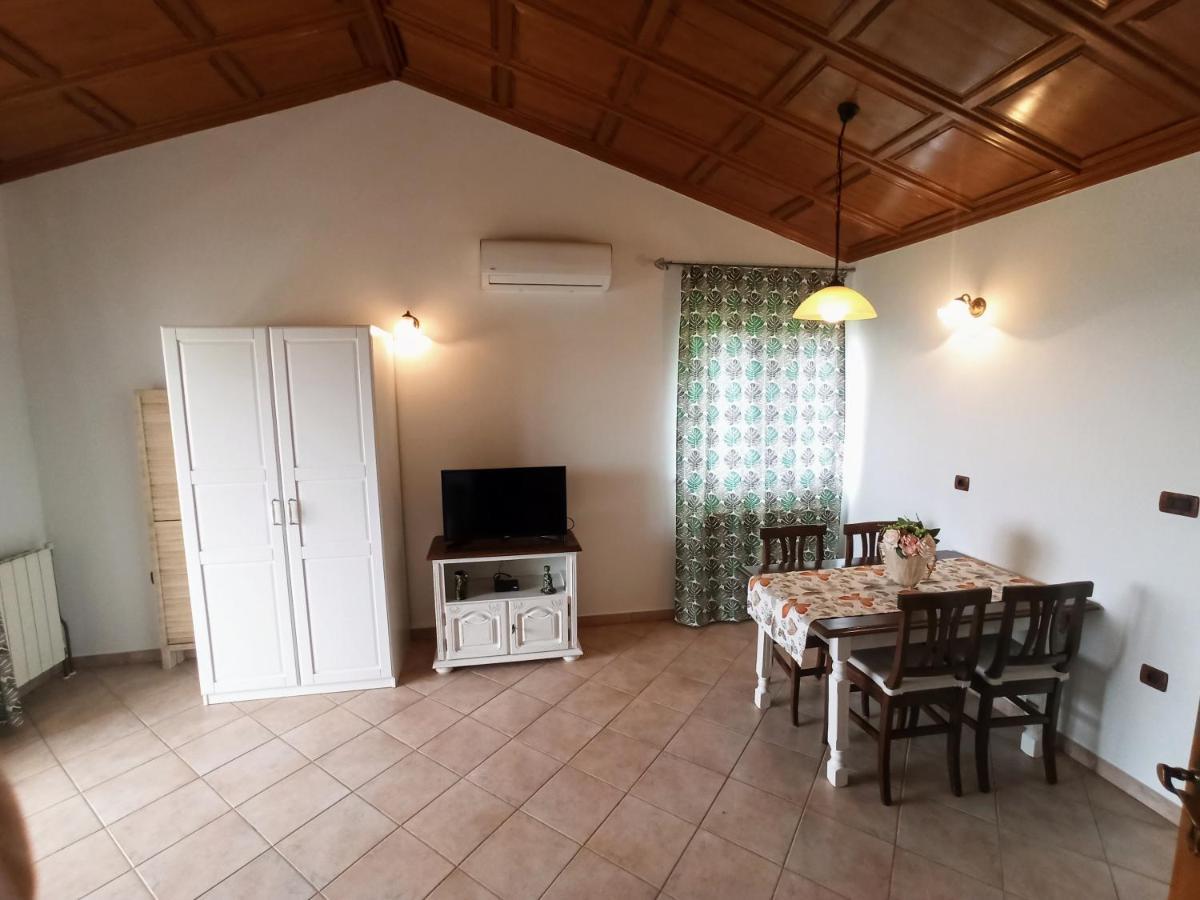 Villa Margerita With Private Pool, Yard And Parking Каштелир Экстерьер фото